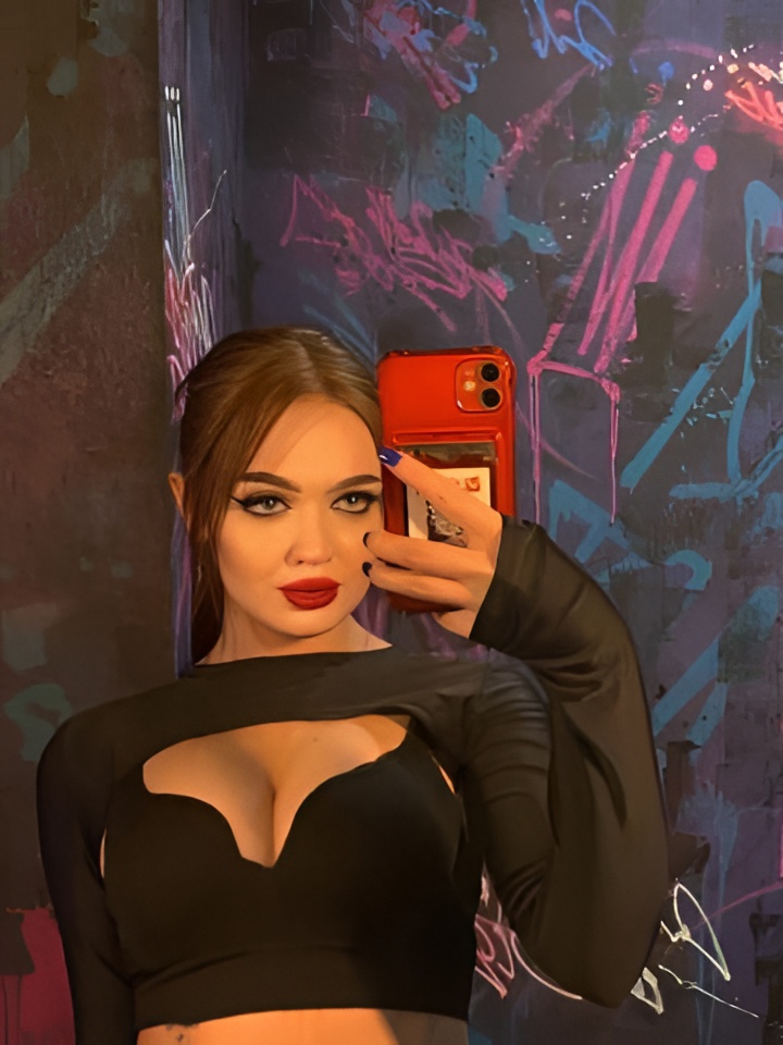 Индивидуалка Николь, доступна для личного знакомства от 10000 руб