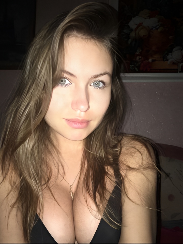 Стефания привлекальеная девушка из Димитровграда цена от 5000 руб