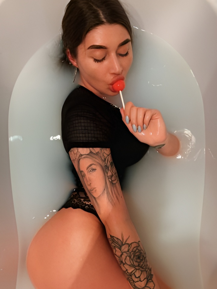 Зиглинда привлекальеная девушка из Димитровграда цена от 5000 руб