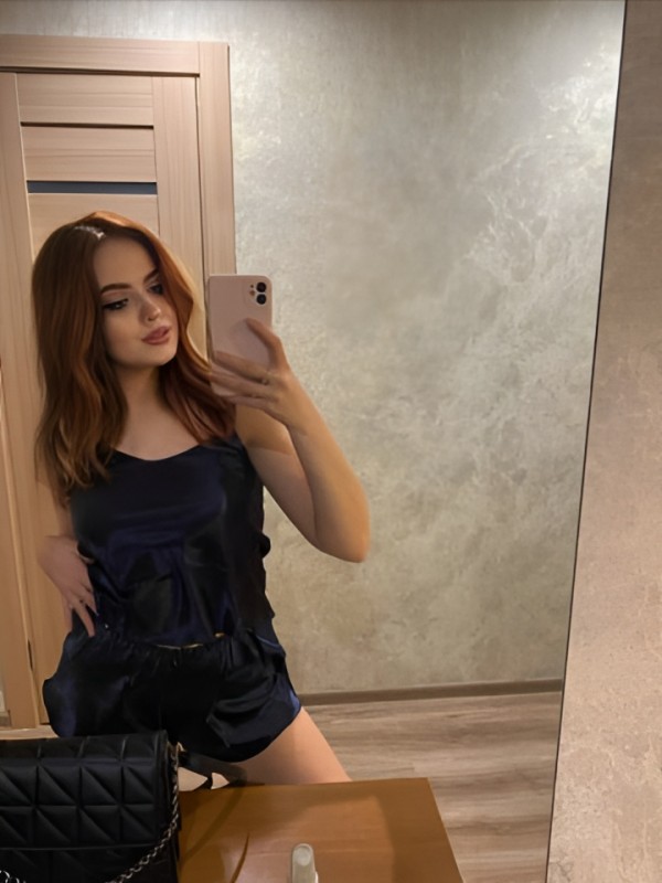 Николь привлекательная девушка из Димитровграда цена от 10000 руб