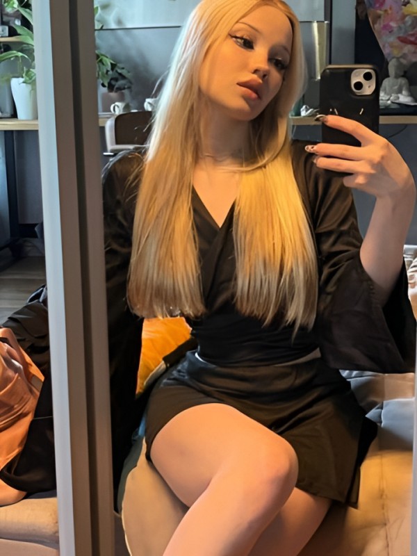 Сарра привлекательная девушка из Димитровграда цена от 2000 руб