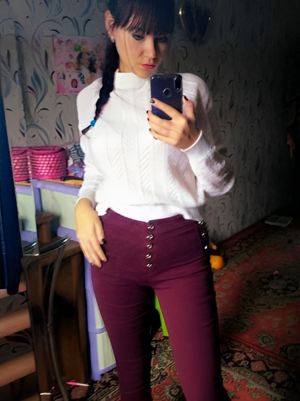 Стефания привлекательная девушка из Димитровграда цена от 3000 руб