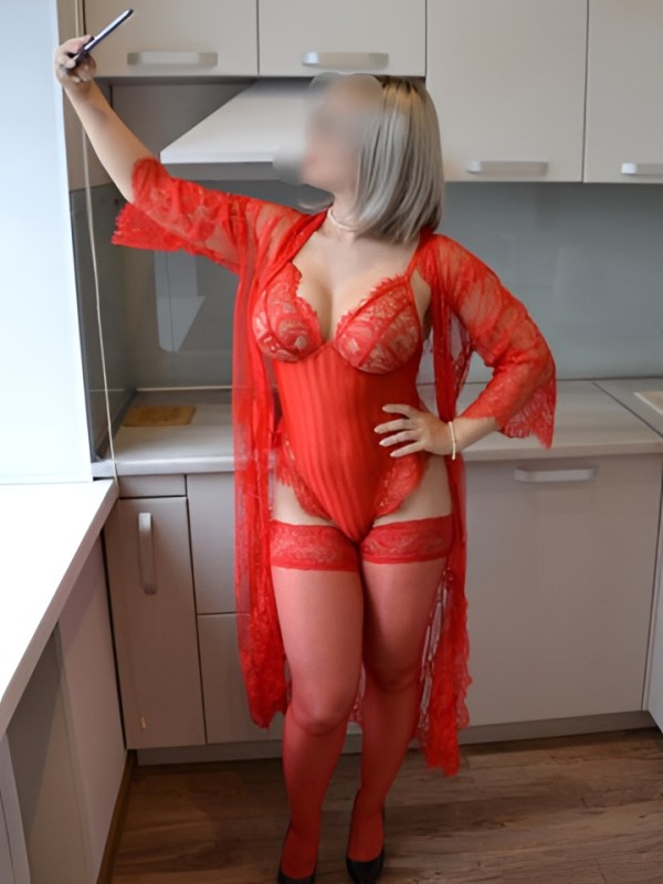 Василиса привлекательная девушка из Димитровграда цена от 4000 руб