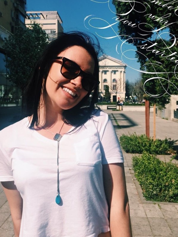 Надя привлекательная девушка из Димитровграда цена от 3000 руб